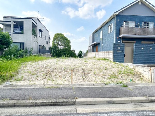 名東区山の手3丁目 土地 前面道路含む外観