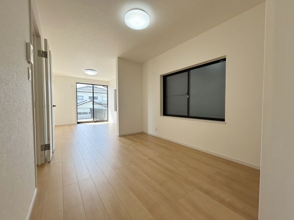 名古屋市緑区鳴丘1丁目 戸建 リビング