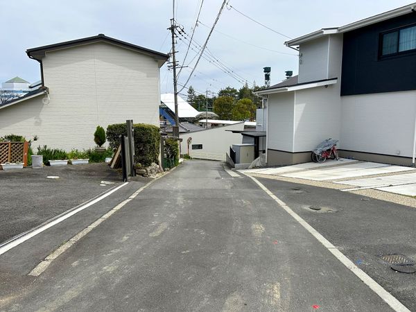 緑区大将ケ根1丁目 戸建 前面道路含む外観