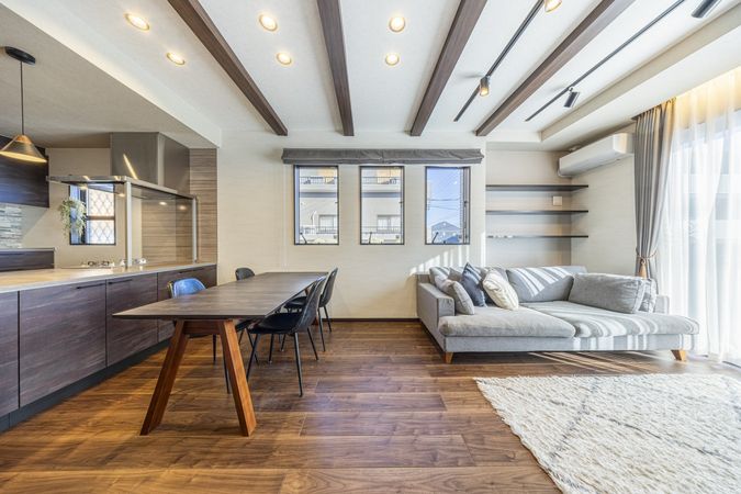 天白区植田東三丁目 戸建 リビング