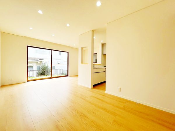 緑区細口3丁目 リビング