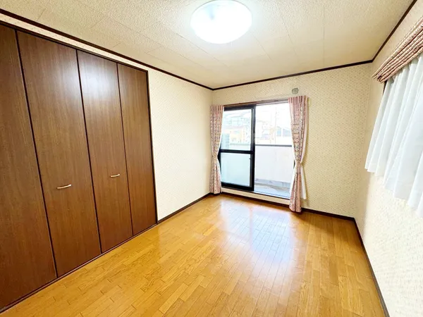 約7.5帖洋室　ご見学希望や物件詳細が知りたい方は三井のリハウス徳重センターまでお気軽にお問い合わせください♪（TEL:0120-16-0031　※火水定休）