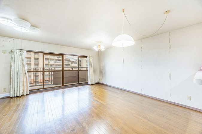 ラビデンス伝治山 リビング