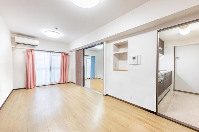 ネオハイツ東郷 A棟 リビング