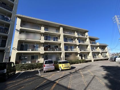 鳴海グランドハイツ D棟 外観