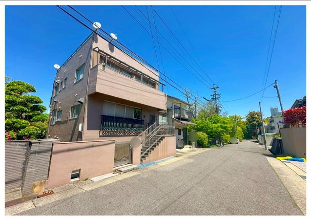 昭和区汐見町 前面道路含む外観 昭和区汐見町 前面道路含む外観