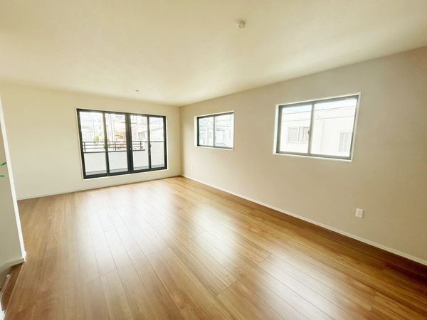 昭和区元宮町6丁目 リビング