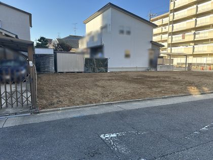 昭和区丸屋町1丁目 3号棟 前面道路含む外観