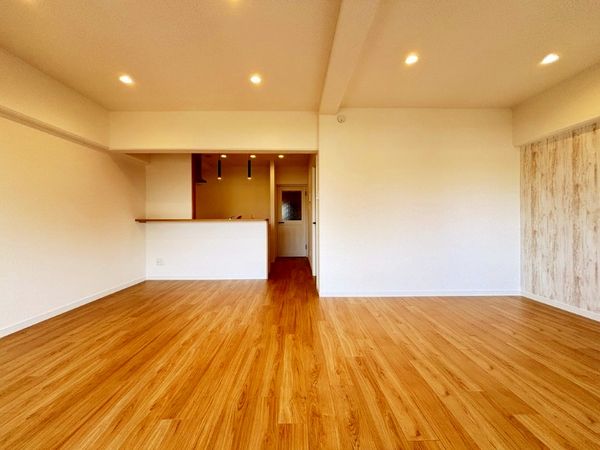 リリーハイツ瑞穂 リビング リリーハイツ瑞穂 リビング