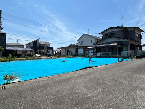 弥富市鎌島1丁目 前面道路含む外観 弥富市鎌島1丁目 前面道路含む外観