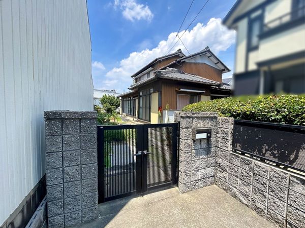 愛西市日置町山の池 土地写真