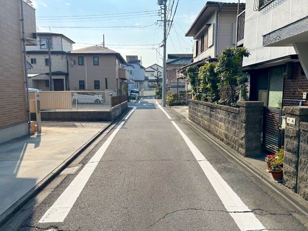 港区七反野1丁目 前面道路含む外観 港区七反野1丁目 前面道路含む外観