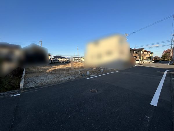 弥富市平島東3丁目【D区画】 前面道路含む外観 弥富市平島東3丁目【D区画】 前面道路含む外観