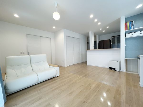 中川区中須町字辻ノ上 リビング リビング