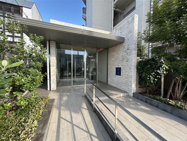 ユニーブル高畑 エントランス エントランス