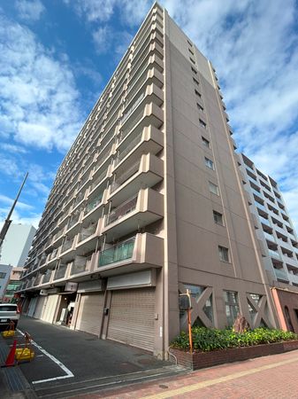 サンペアマンション金山 外観