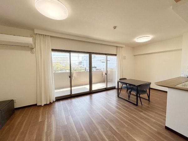 グラン・コート荒子川公園 リビング