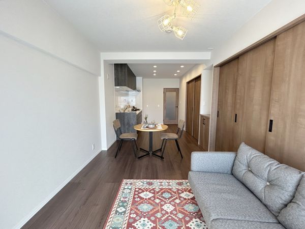 リリーハイツ港 リビング リリーハイツ港 リビング