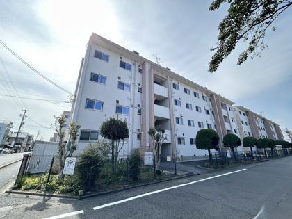 中郷東住宅1号棟 外観