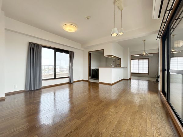 ユーハウス第2津島 リビング