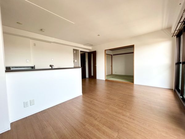 宝マンション川間町 リビング リビング