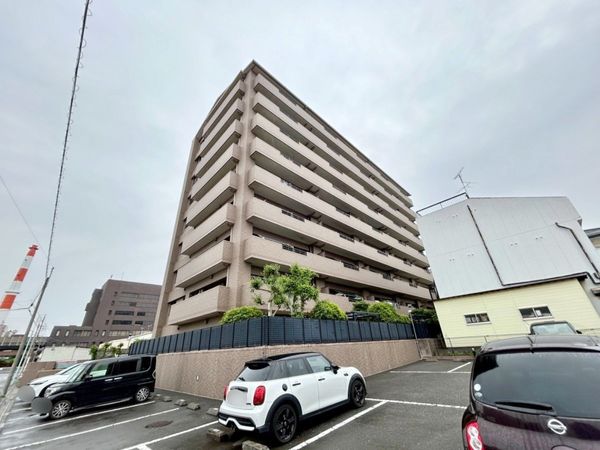 ライオンズマンション武道館前 外観