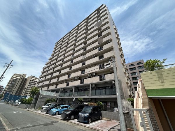 丸美ロイヤル港 外観