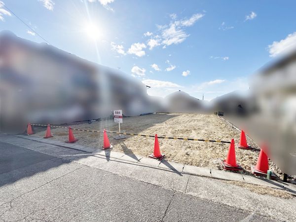 守山区高島町 前面道路含む外観 守山区高島町 前面道路含む外観