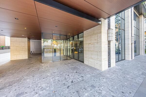 タワー・ザ・ファースト名古屋伏見 エントランス エントランス