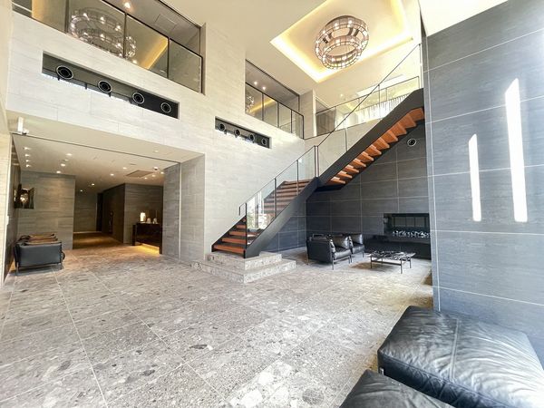 タワー・ザ・ファースト名古屋伏見 ロビー タワー・ザ・ファースト名古屋伏見 ロビー