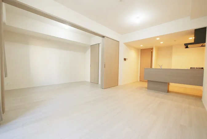 ご家族との会話が弾む対面式キッチンを採用しております