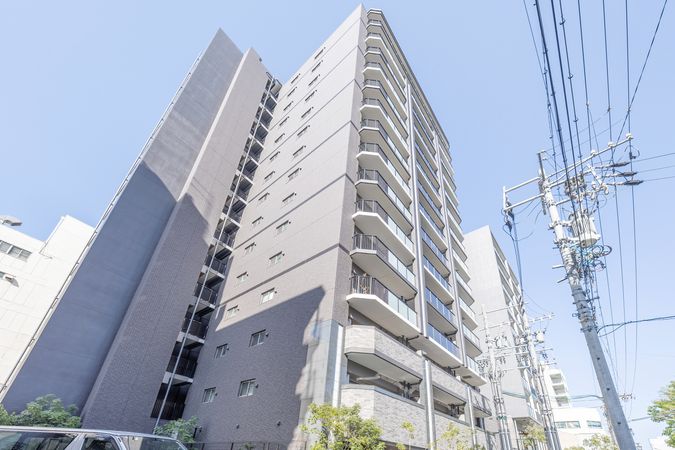 プレサンスロジェ栄三丁目 外観