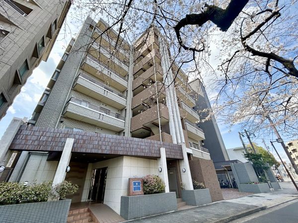 ユニロイヤル徳川園 外観