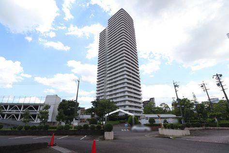 スカイステージ33 外観