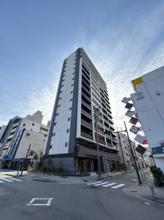 プレサンスロジェ栄パークサウス 外観