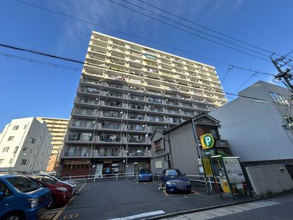 サンペアマンション金山 外観