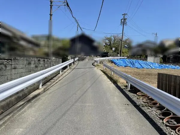 北側前面道路