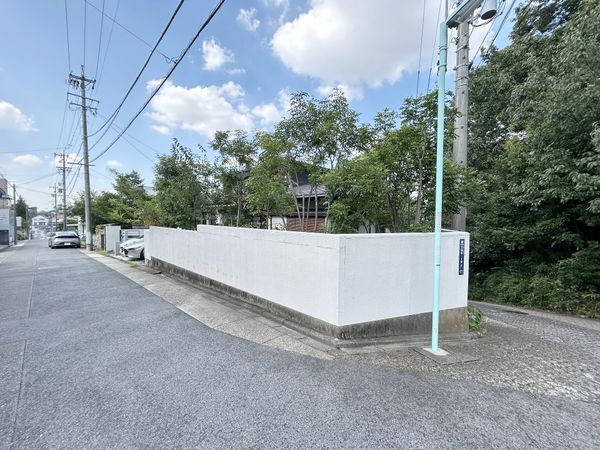 千種区日和町1丁目 前面道路含む外観 千種区日和町1丁目 前面道路含む外観