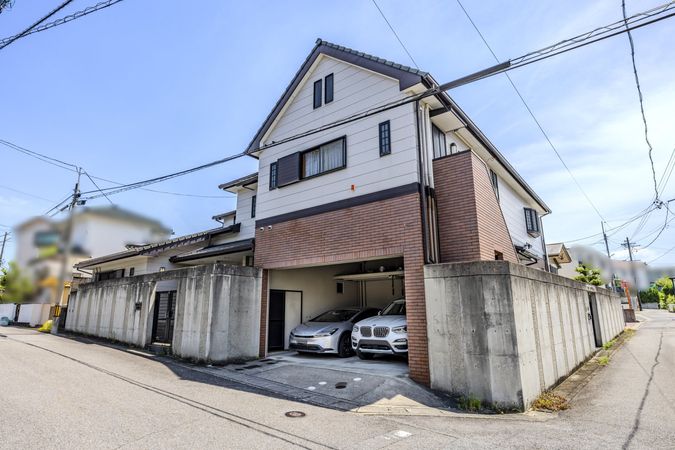 長久手市五合池 前面道路含む外観 長久手市五合池 前面道路含む外観