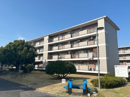 鍋屋上野住宅 6号棟 外観