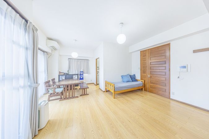 アルカディアハウス泉 リビング