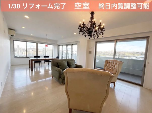 プレミスト東山ヒルズ View Cоurt リビング