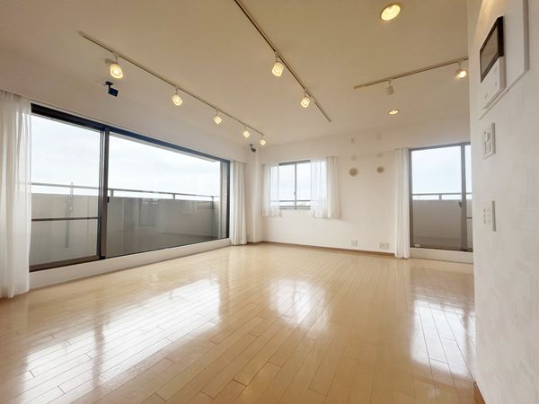 パーク・ホームズ鹿子町 リビング