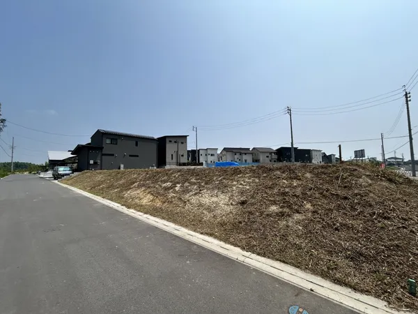 現地