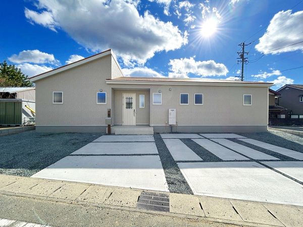 新城市平井字原 新築戸建 1号棟 外観