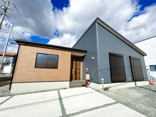 新城市平井字原 新築戸建 2号棟 外観