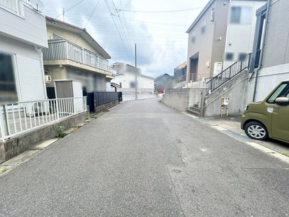 東海市加木屋町泡池 戸建 前面道路含む外観 前面道路含む外観