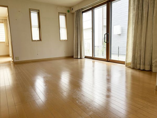 大府市横根町狐山 戸建 リビング 大府市横根町狐山 戸建 リビング
