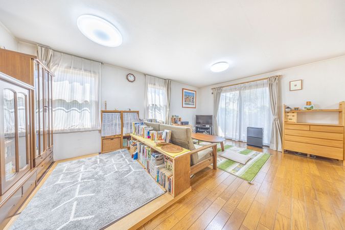 大府市東新町5丁目 戸建 リビング 大府市東新町5丁目 戸建 リビング