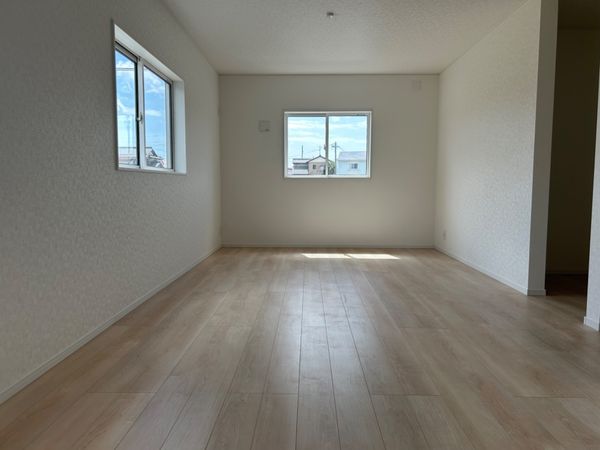 東海市荒尾町坂本 2号棟 リビング 東海市荒尾町坂本 2号棟 リビング